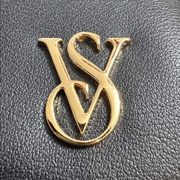 VICTORIA’S SECRET Slouchy Tote Bag w/Bow Detail - Picture 6 of 12